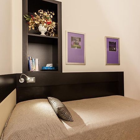 Domus Best Guest House ローマ 部屋 写真
