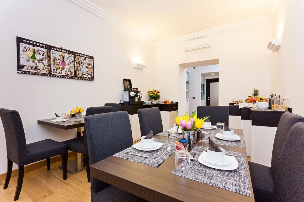 Domus Best Guest House ローマ エクステリア 写真